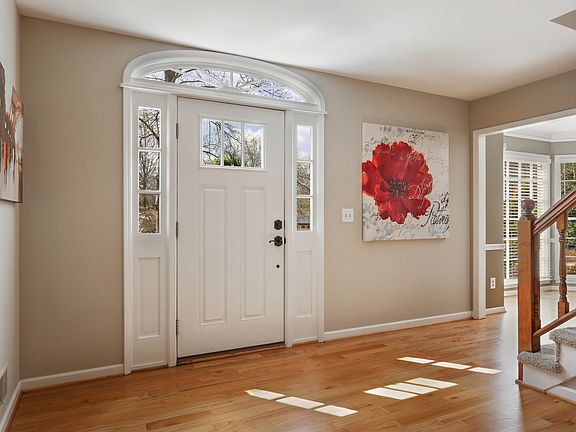 3rd image of 3261 Turtle Lake Dr SE