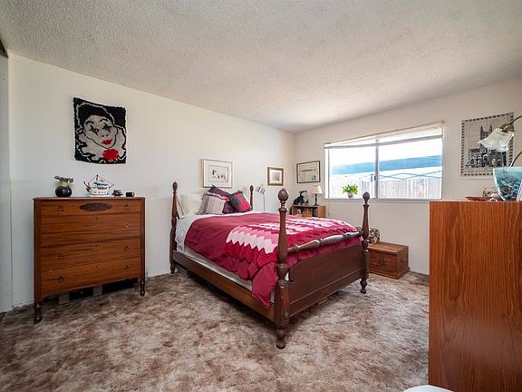 3rd image of 4525-4527 Zachary Way