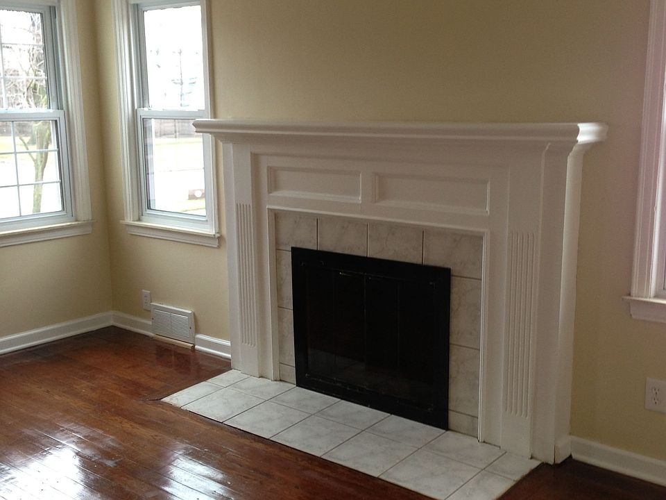 COZY FIREPLACE 