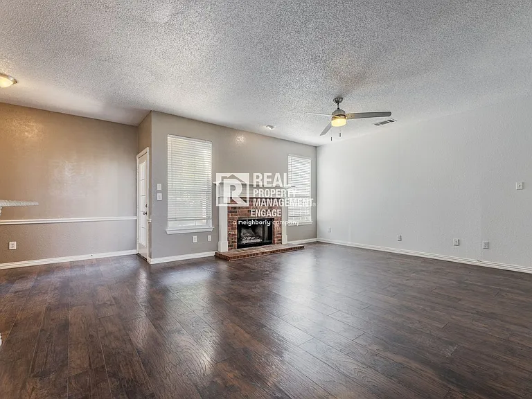 8817 Pocono Dr — Photo 21