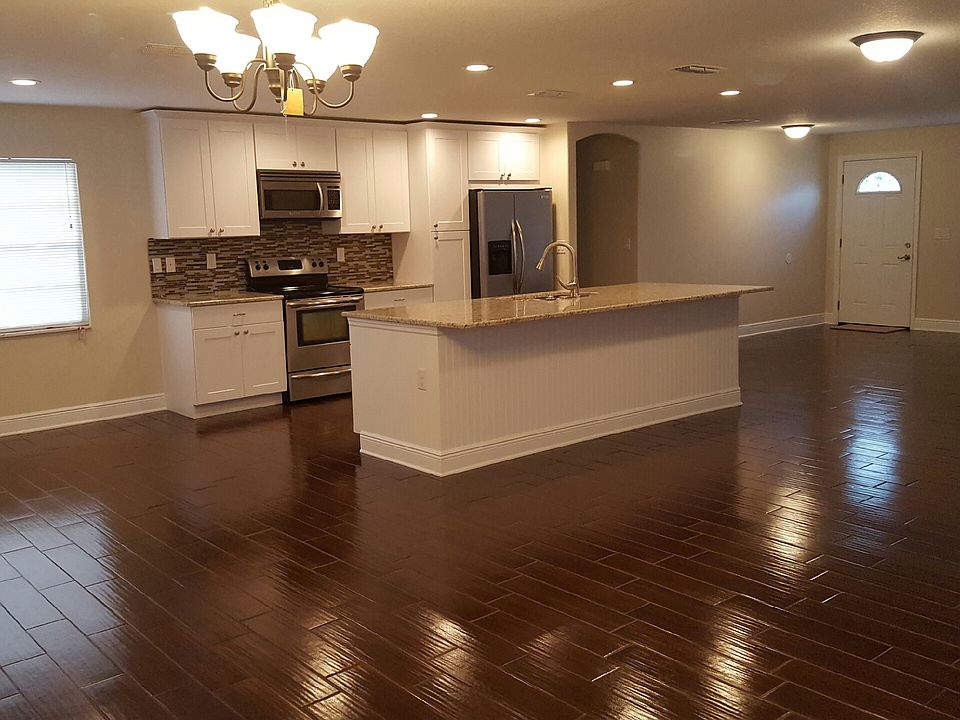 1st image of 4421 Longbow Dr