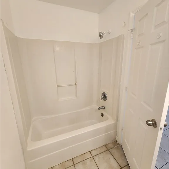 1248 Columbus Blvd #A — Photo 8