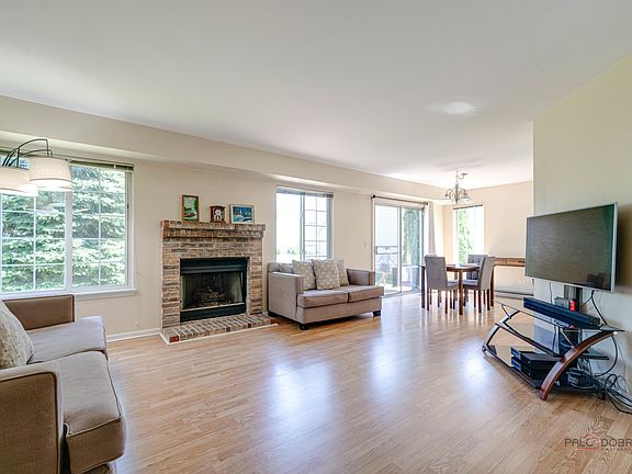 4th image of 888 Crossland Dr
