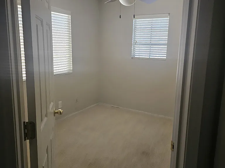 9921 Canyon Peak Dr — Photo 16