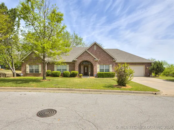 5525 E 73rd St, Tulsa, OK 74136