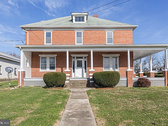 2nd image of 662 Jefferson Pike