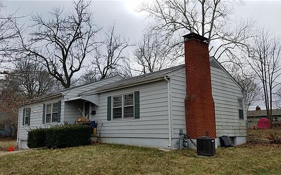 3rd image of 7706 Booth Ave
