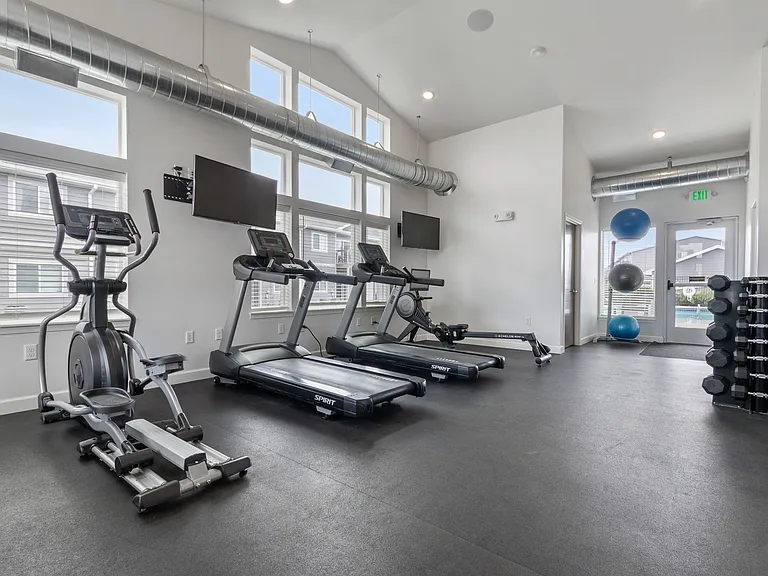 Sawyer Pointe — Photo 26