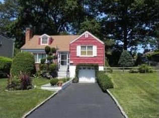 23 Evergreen Ave, New Rochelle, NY 10801