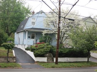 1832 W 7th St, Piscataway, NJ 08854