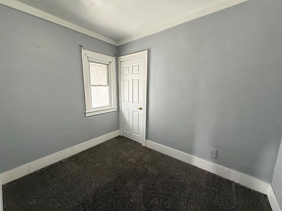 5th image of 6117 Kenilworth St