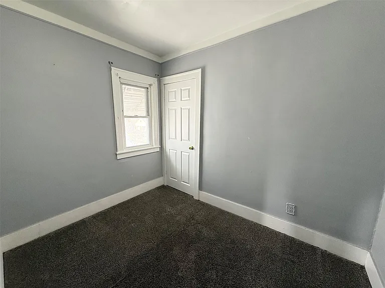 6117 Kenilworth St — Photo 5