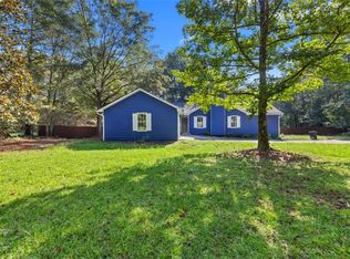 661 Locust Rd, Locust Grove, GA 30248