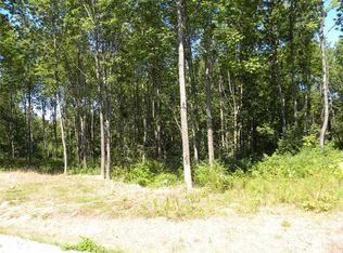 7 Woodside Dr, Sabattus, ME 04280