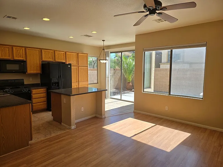8300 Apple Spice St — Photo 15