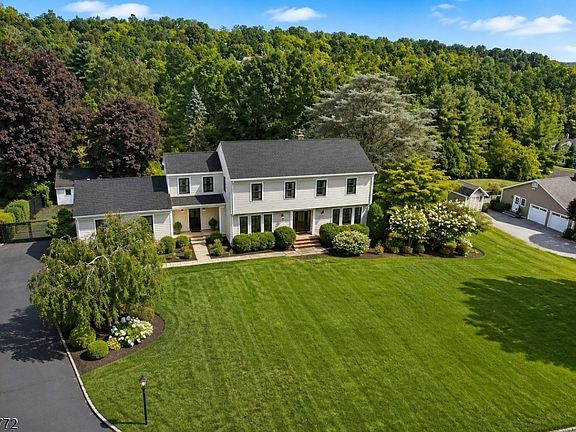 3rd image of 8 Patriot Rd