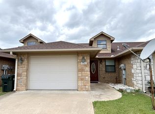 2202 Lakeview Dr, Sulphur, OK 73086