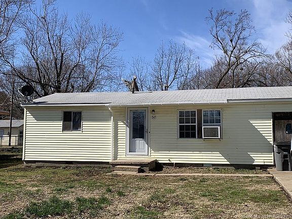2nd image of 317 S Gray Ct