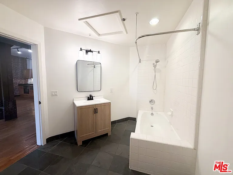 215 S Santa Fe Ave #4 — Photo 11