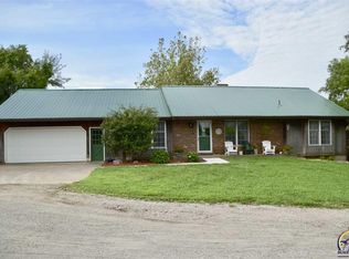 5336 NW Hoch Rd, Silver Lake, KS 66539