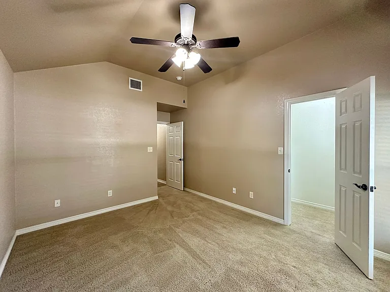 3107 Sarita Cv — Photo 28