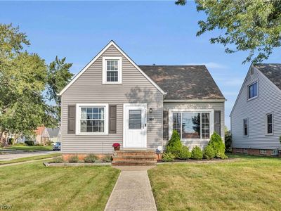 5597 W 54th St, Parma, OH, 44129