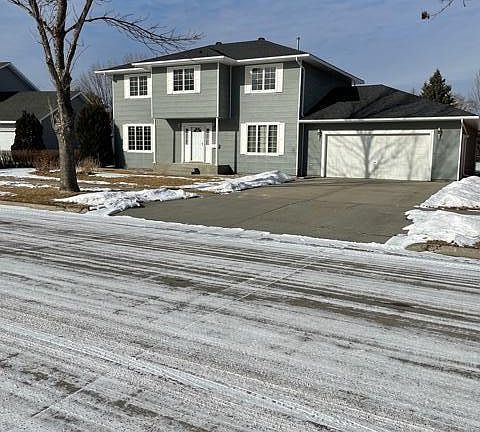 2nd image of 3134 Desert Star Ln