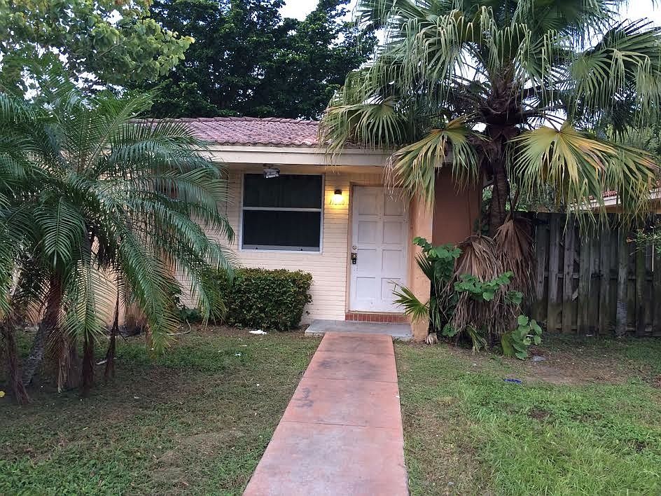 1st image of 17320 SW 94th Ave #17320