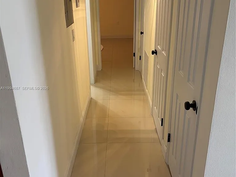 1631 NE 114th St #305 — Photo 17