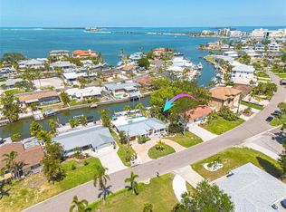2248 Edythe Dr, Dunedin, FL 34698