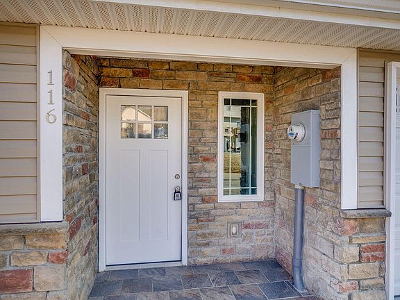 2nd image of 116 Weeping Willow Dr #116