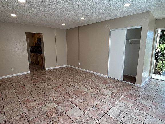 4th image of 465 Hale Ave #T465