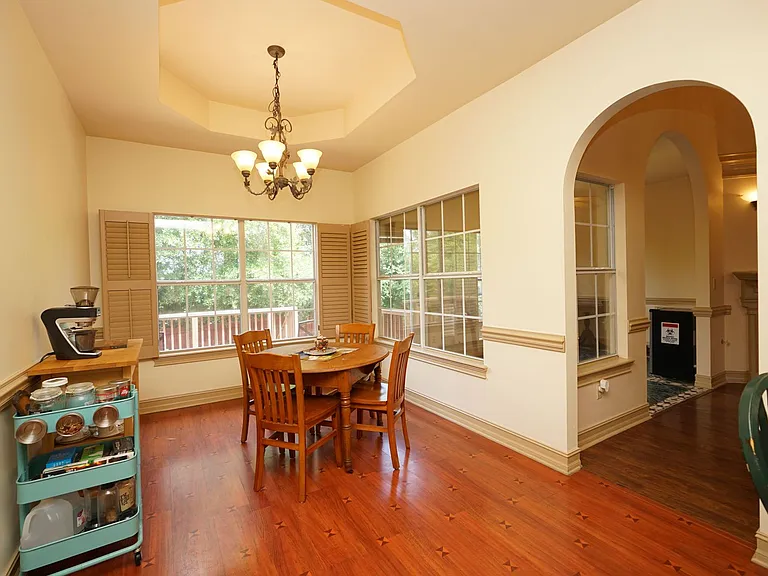 428 Riverchase Blvd — Photo 17