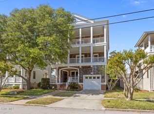 2106 Evans St, Morehead City, NC 28557