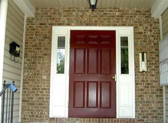 2nd image of 6215 Rosecroft Dr