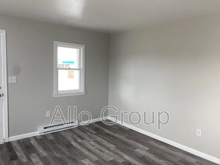 5931 W Denneys Rd #B — Photo 4