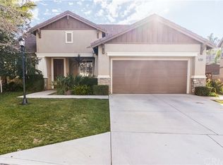 24869 Rainbarrel Rd, Wildomar, CA 92595