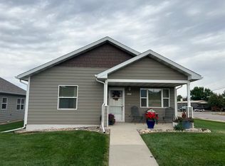 1202 Silverbrook Ln, Spearfish, SD 57783