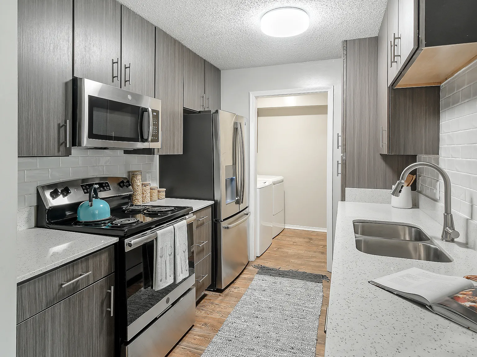 Parkwest Apartment Homes — Photo 3