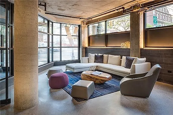 Rented by Park River | media 9