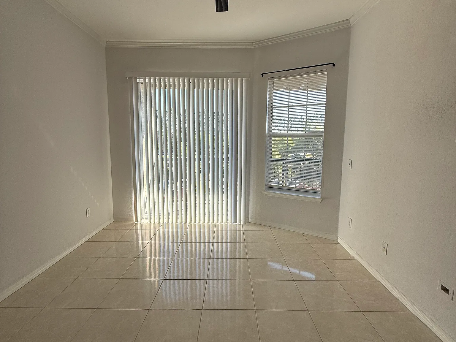 2 bed, 1.5 bath, 1200 sqft, $1,780 — Photo 4