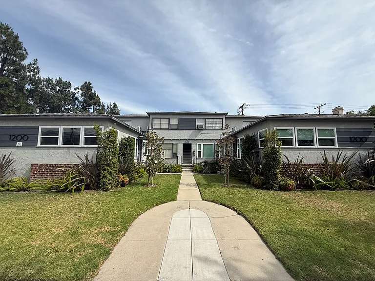 1200 W Alameda Ave #1200 — Photo 10