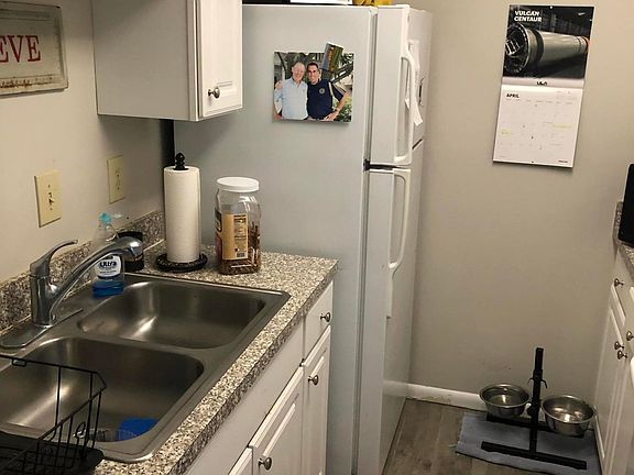 3rd image of 3590 Sable Palm Ln #11B