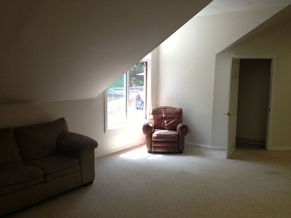 sitting area