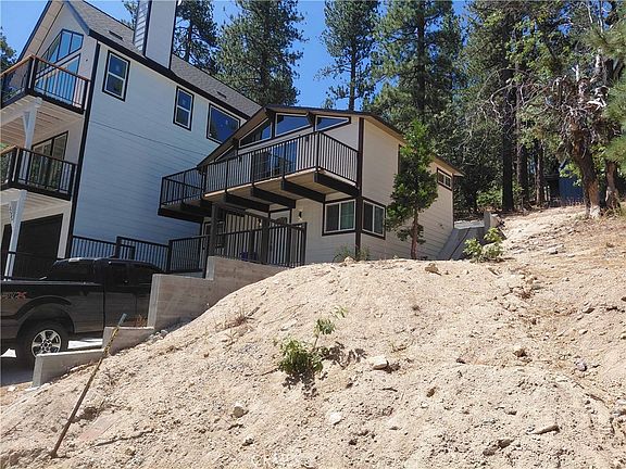 2nd image of 32987 Arrowbear Dr