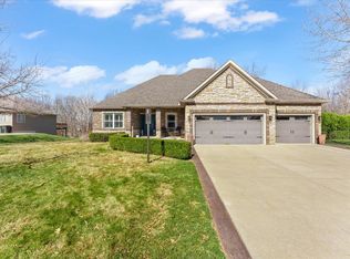 1310 White Oak Rd, Mahomet, IL 61853