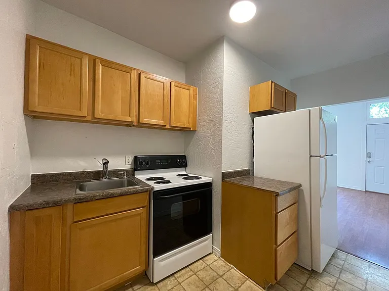 Natalie Apartments! — Photo 15