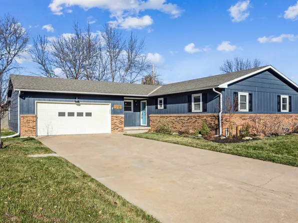 218 E Fox Brier Rd, Rose Hill, KS 67133