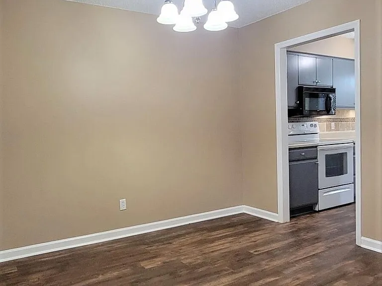 105 Sunshine Ln #A — Photo 6