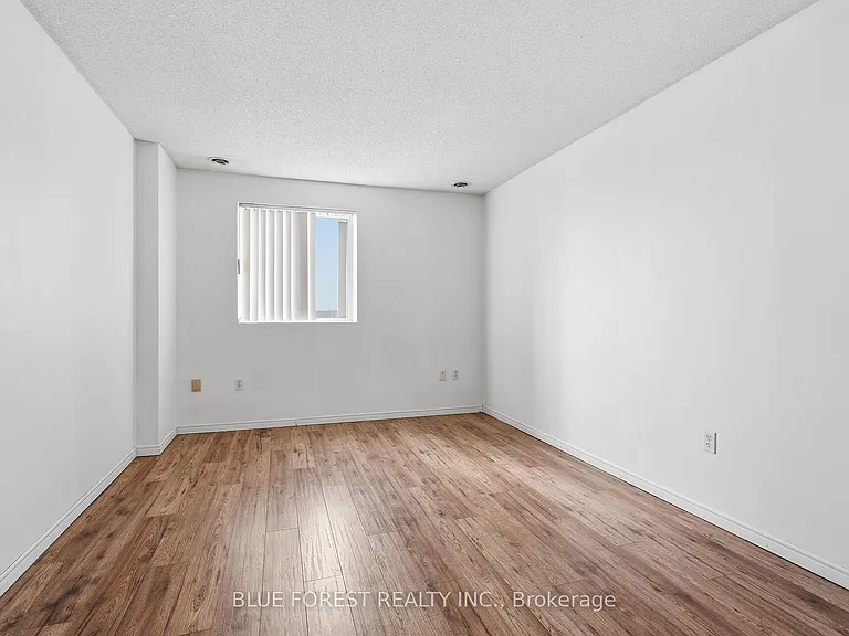 30 Chapman Ct #610 — Photo 23